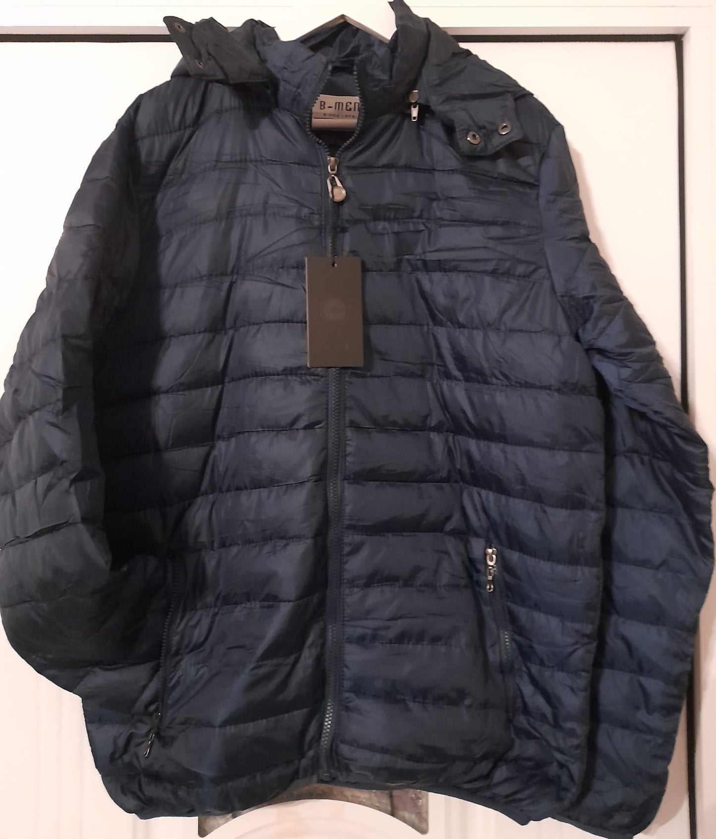 Μπουφάν puffer σε μπλε χρώμα.