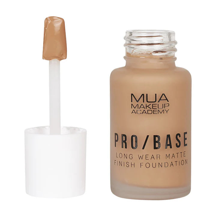 MUA PRO/BASE MATTE FINISH FOUNDATION