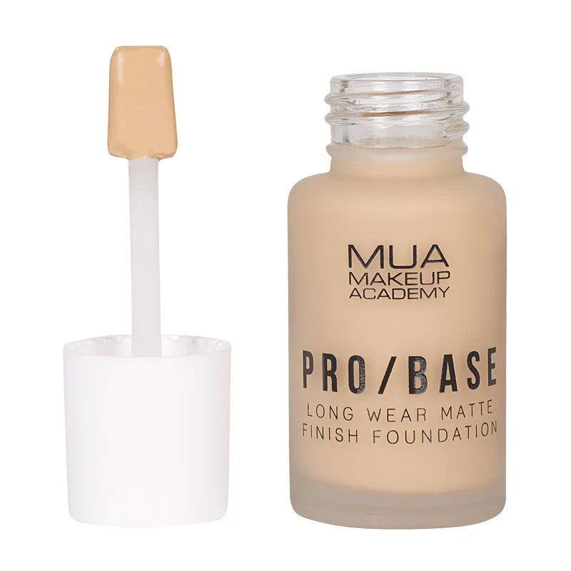 MUA PRO/BASE MATTE FINISH FOUNDATION