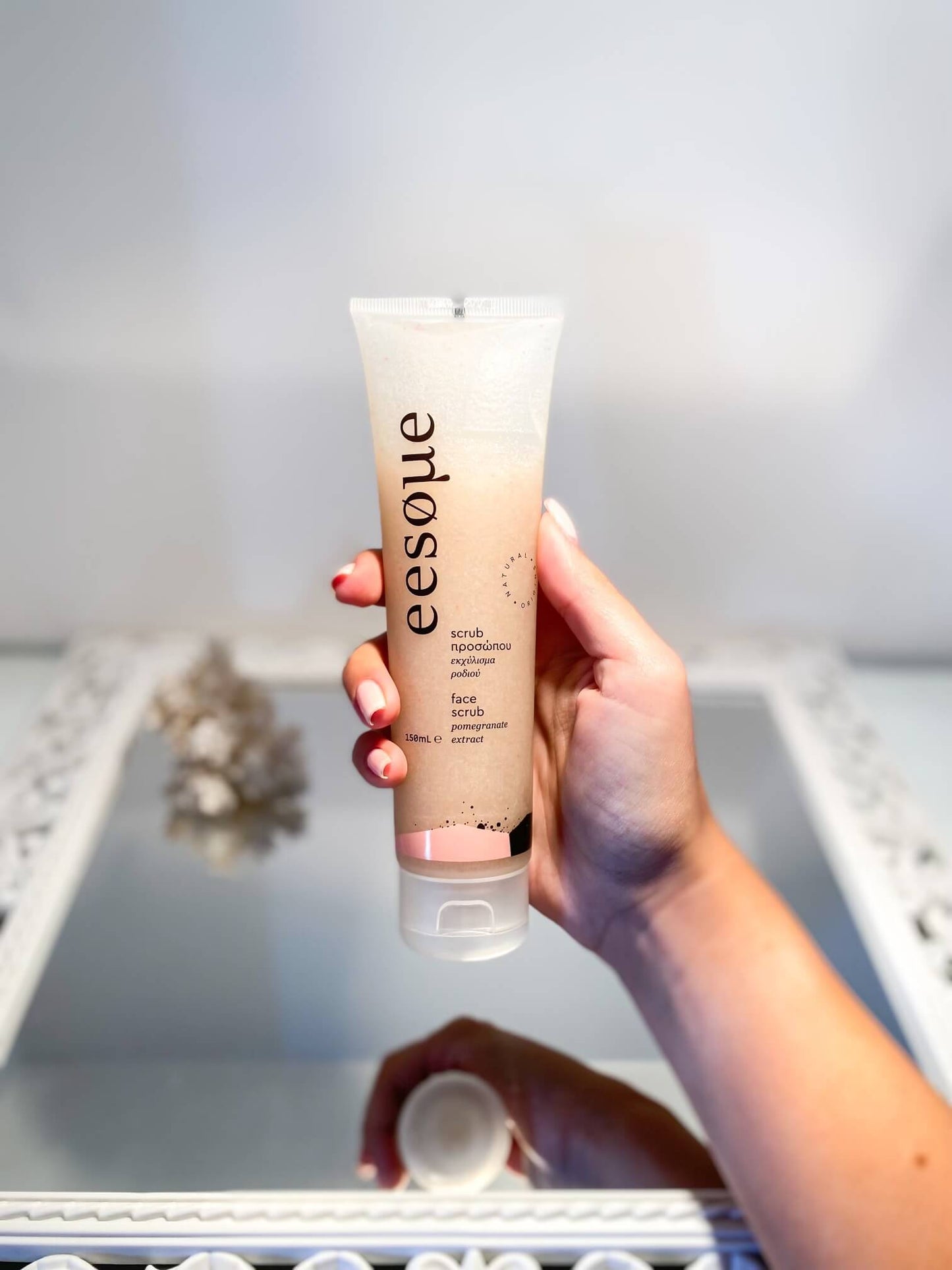 Scrub προσώπου με Ρόδι